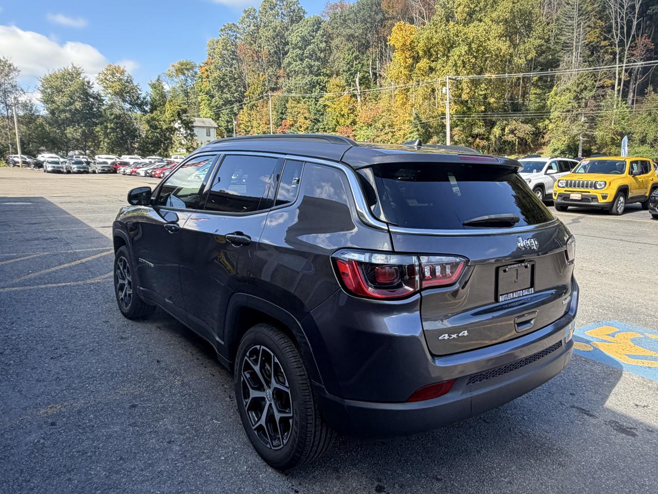 Jeep Compass Latitude 2024