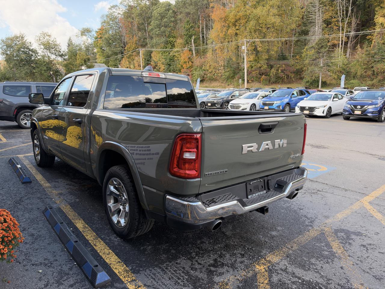 RAM 1500 Big Horn Crew Cab SWB 4WD 2026