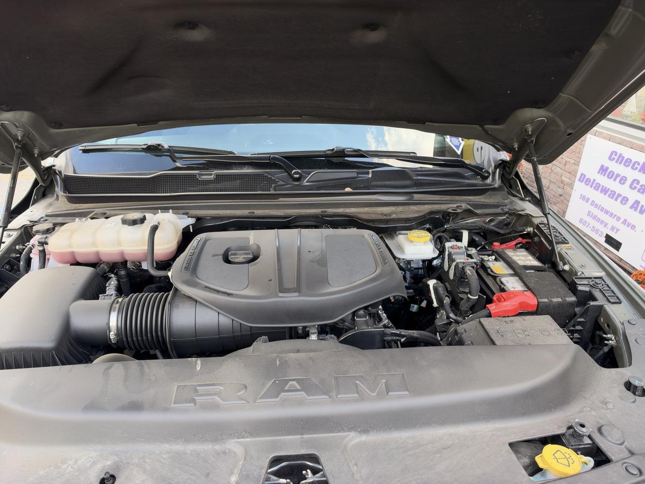 RAM 1500 Big Horn Crew Cab SWB 4WD 2026
