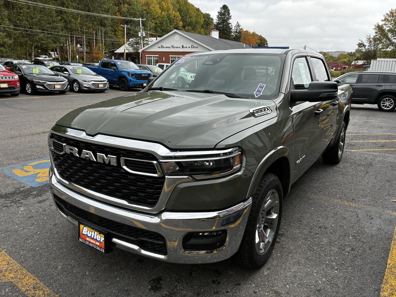 RAM 1500 Big Horn Crew Cab SWB 4WD 2026