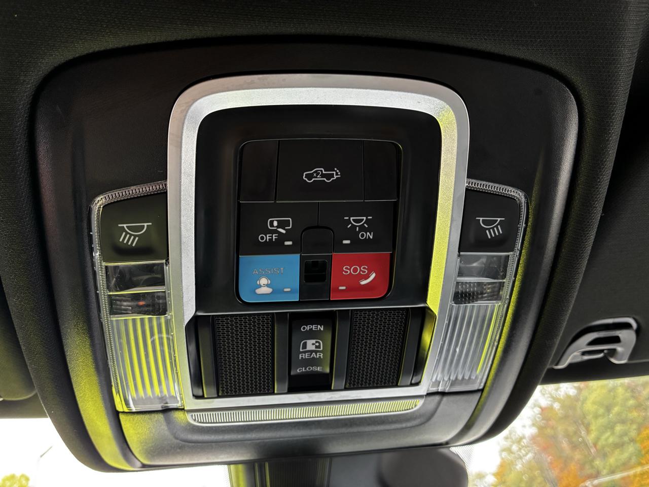 RAM 1500 Big Horn Crew Cab SWB 4WD 2026