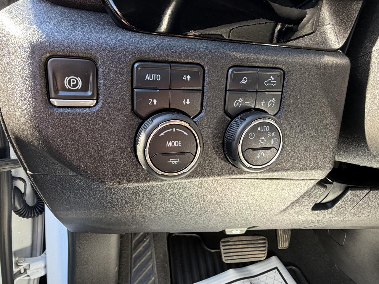 Chevrolet Silverado 3500HD LTZ Crew Cab 4WD 2024