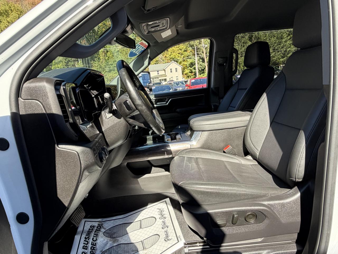 Chevrolet Silverado 3500HD LTZ Crew Cab 4WD 2024