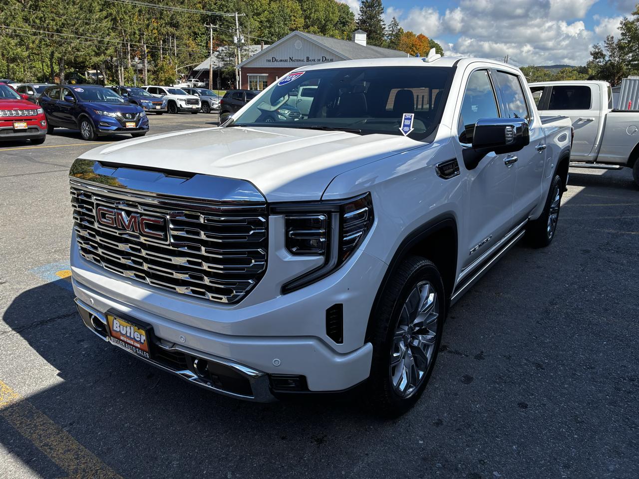 GMC Sierra 1500 Denali Crew Cab Short Box 4WD 2024