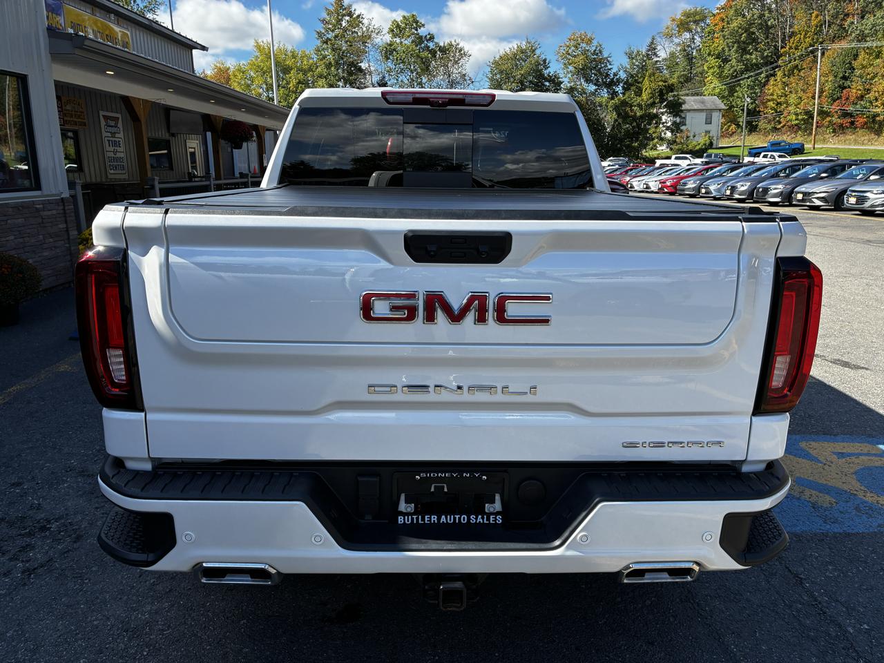 GMC Sierra 1500 Denali Crew Cab Short Box 4WD 2024