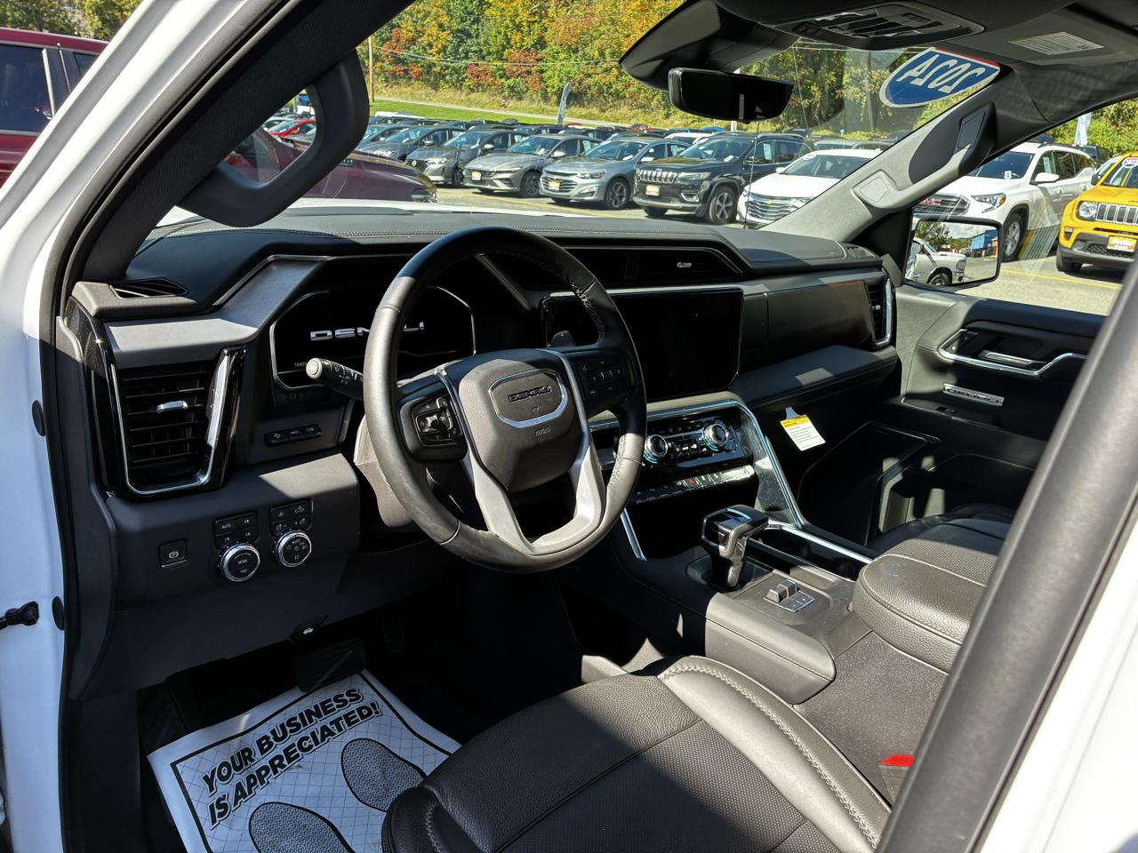 GMC Sierra 1500 Denali Crew Cab Short Box 4WD 2024