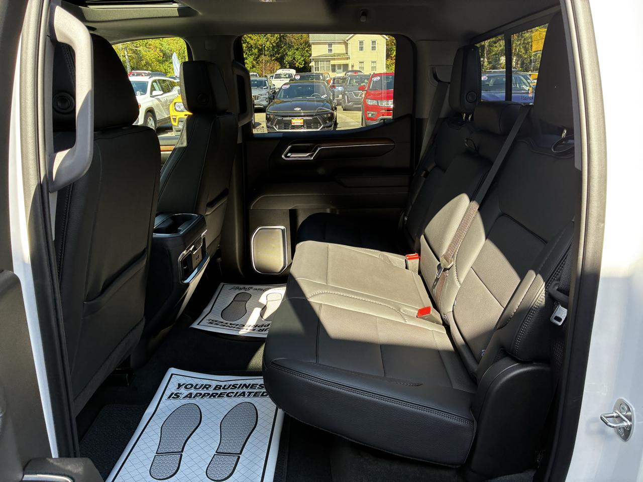 GMC Sierra 1500 Denali Crew Cab Short Box 4WD 2024