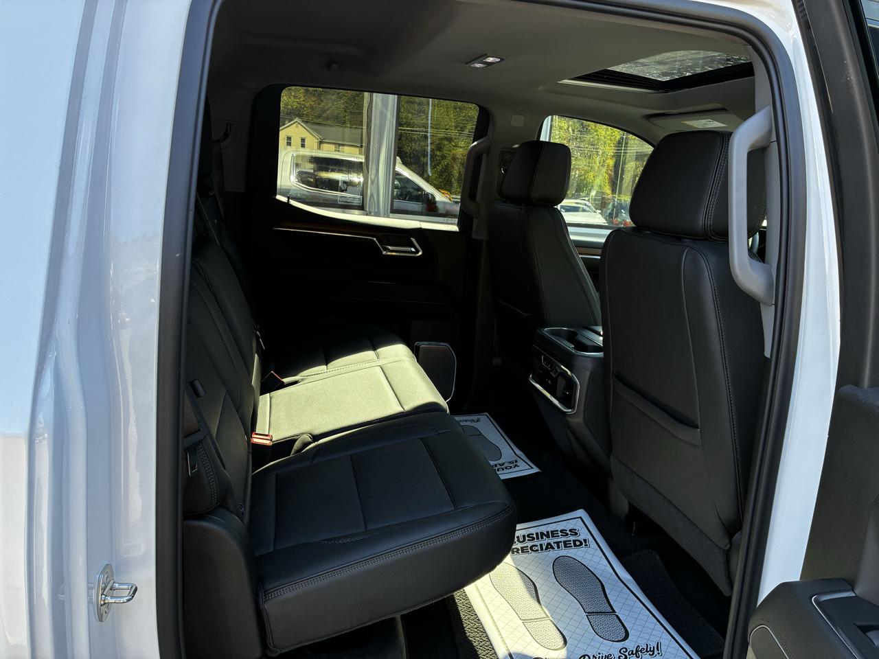 GMC Sierra 1500 Denali Crew Cab Short Box 4WD 2024