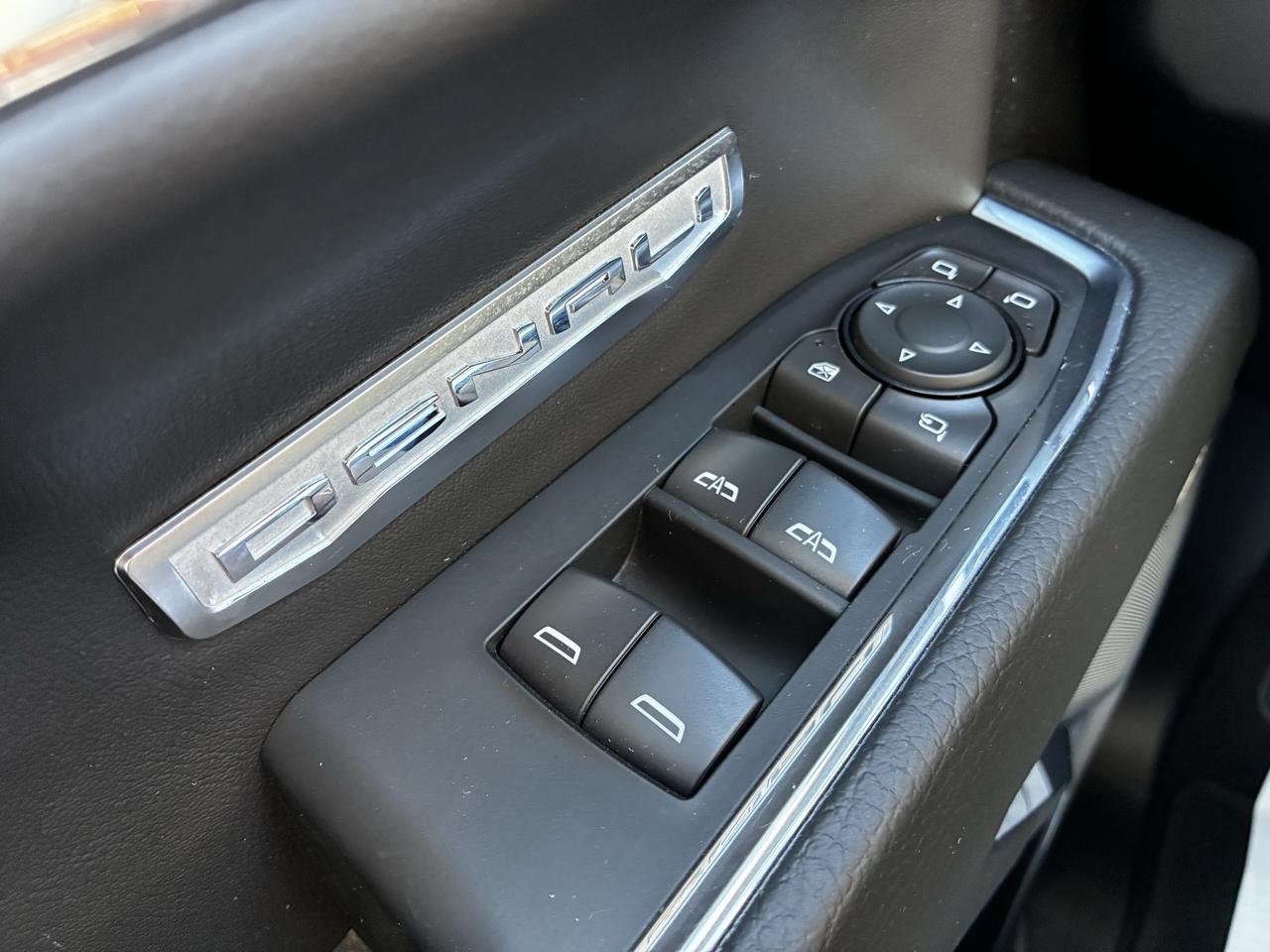 GMC Sierra 1500 Denali Crew Cab Short Box 4WD 2024