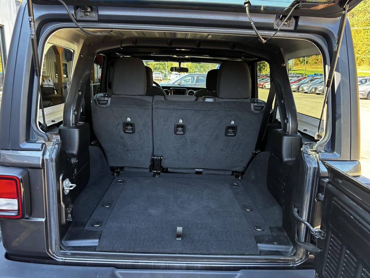 Jeep Wrangler Unlimited Sport 2021