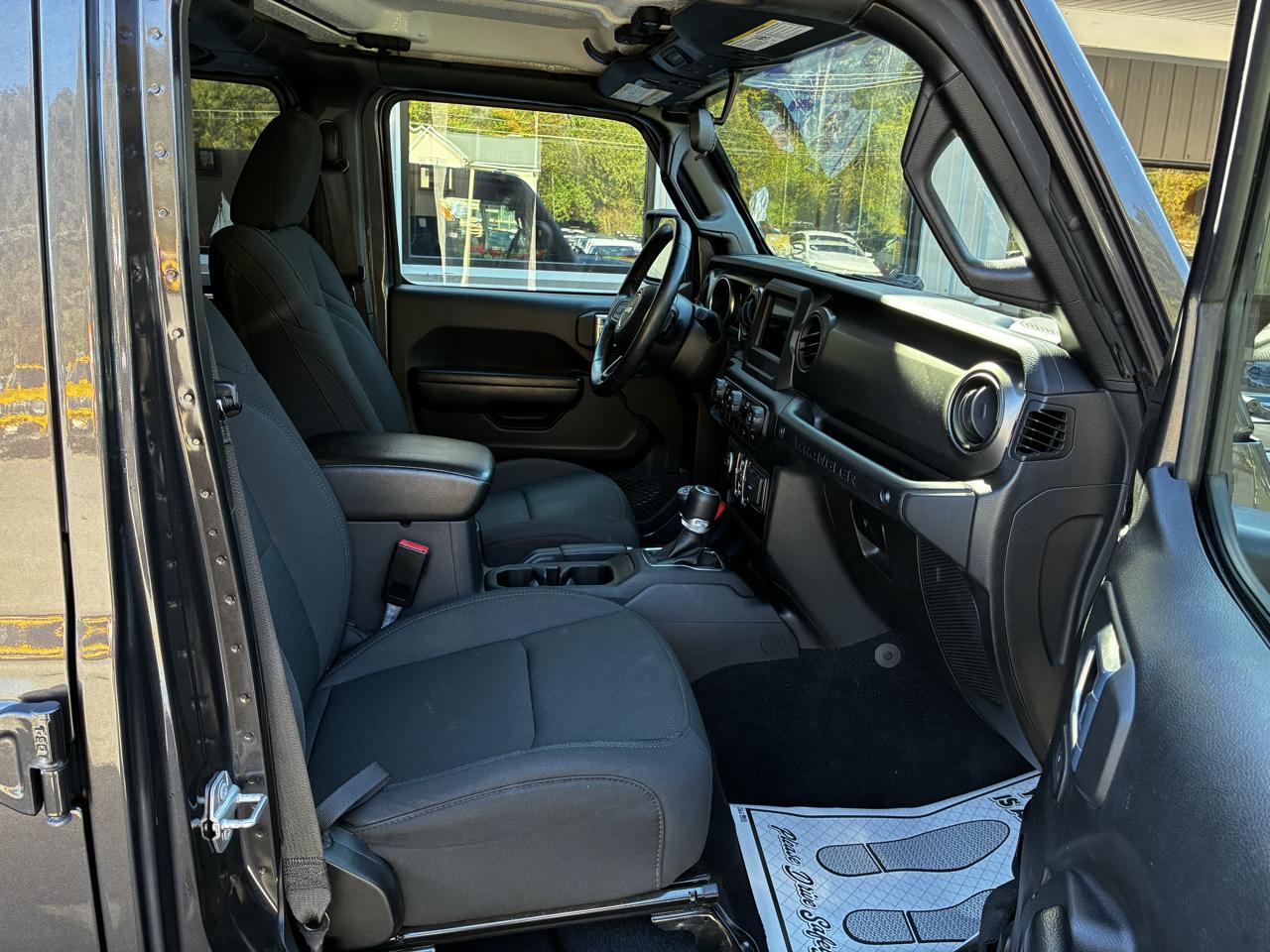 Jeep Wrangler Unlimited Sport 2021