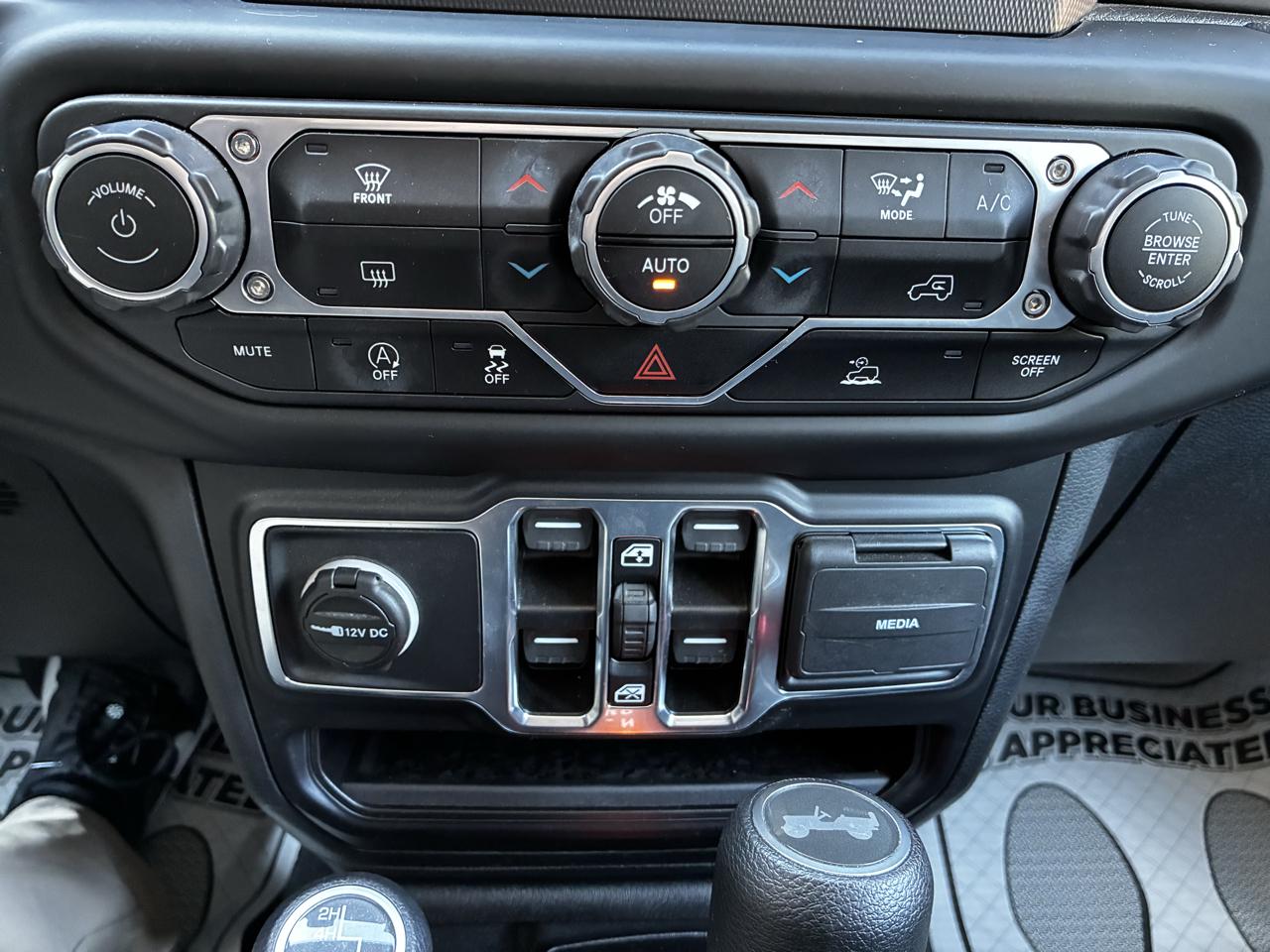 Jeep Wrangler Unlimited Sport 2021