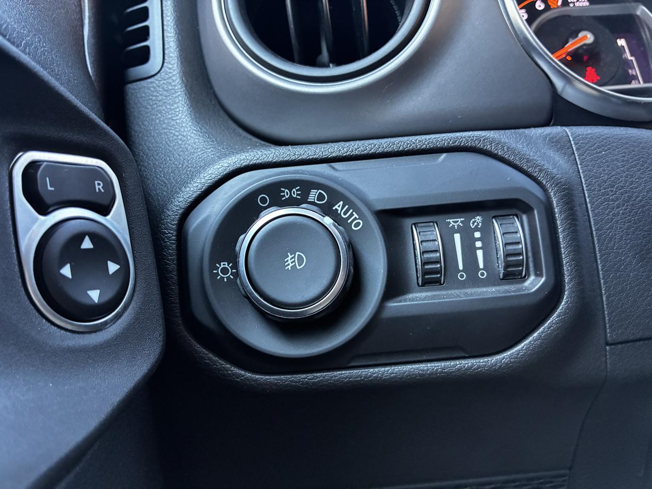 Jeep Wrangler Unlimited Sport 2021