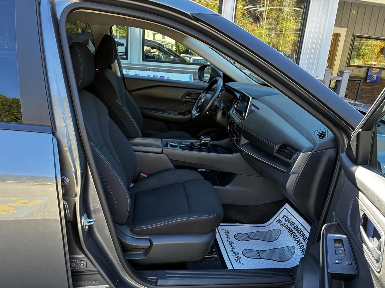 Nissan Rogue S AWD 2024