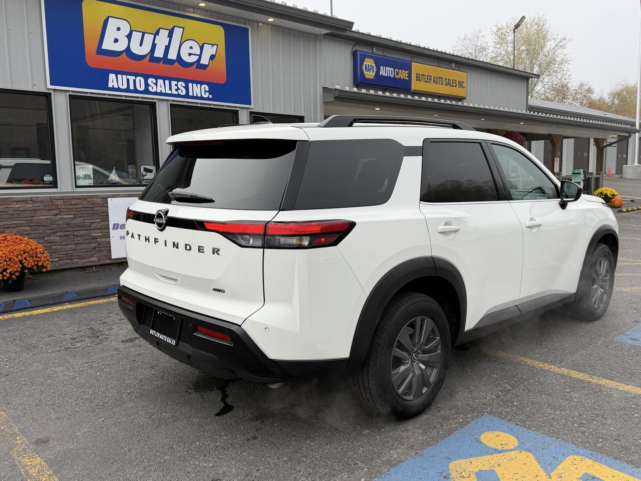 Nissan Pathfinder SV 4WD 2026