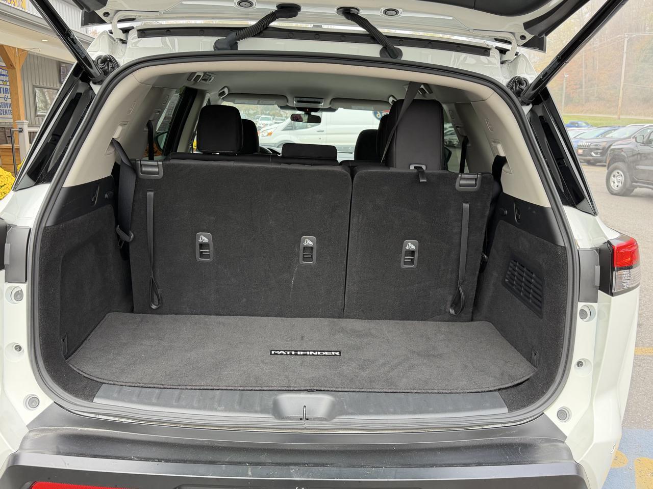 Nissan Pathfinder SV 4WD 2026