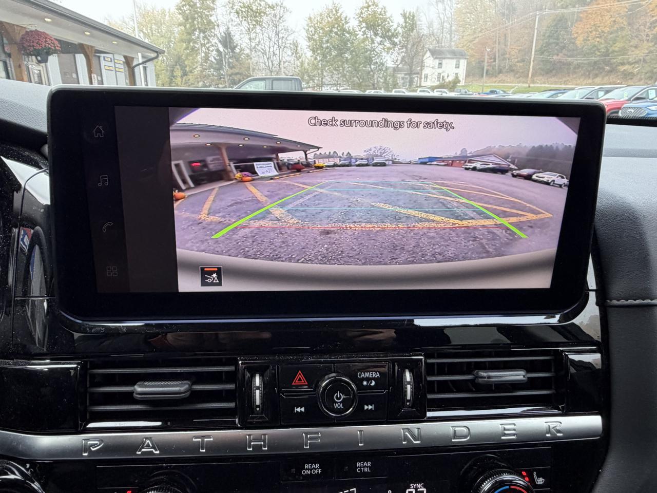 Nissan Pathfinder SV 4WD 2026