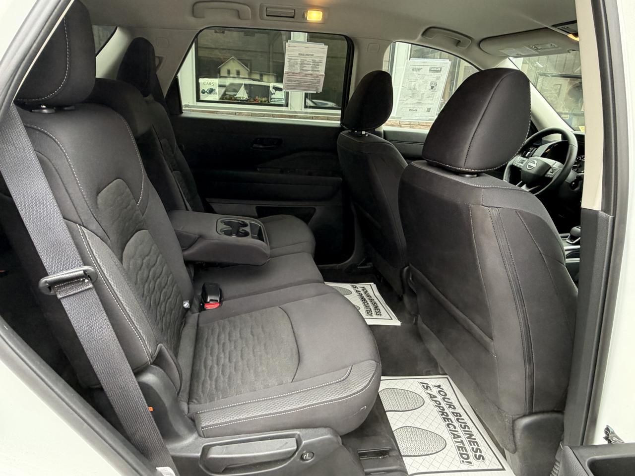 Nissan Pathfinder SV 4WD 2026
