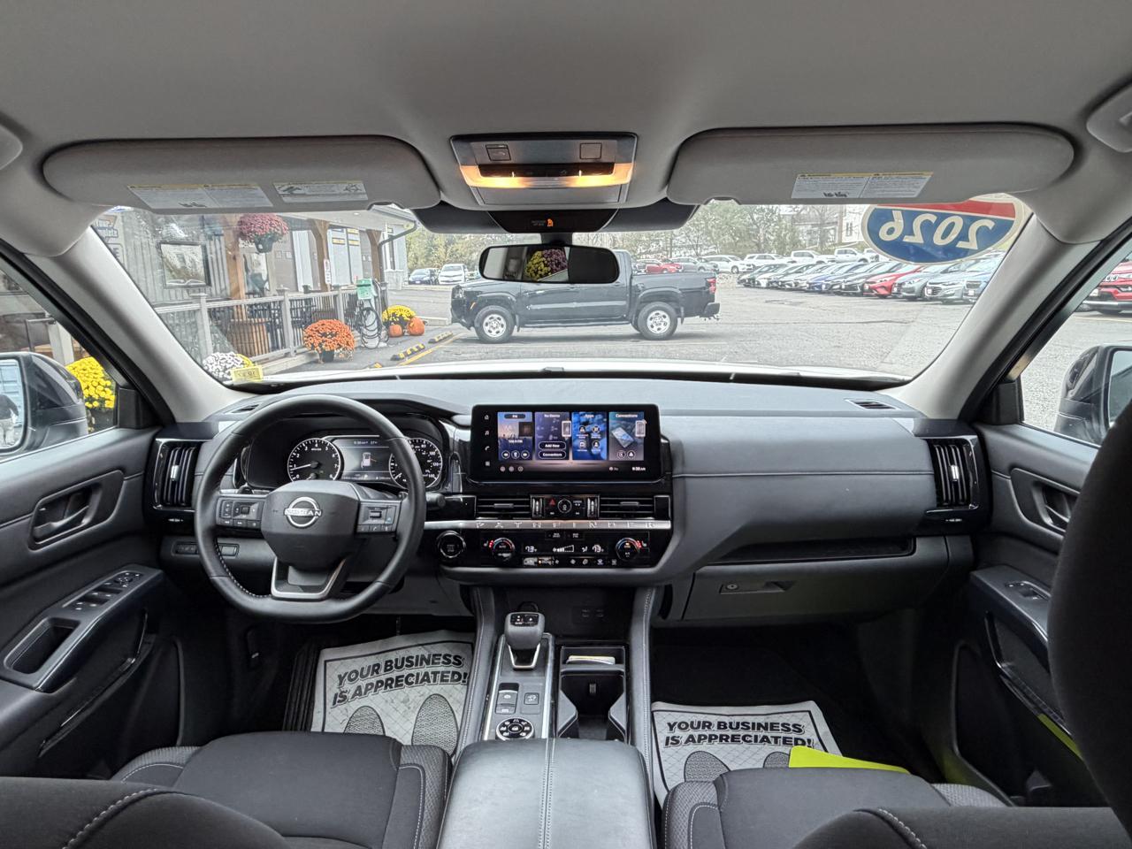 Nissan Pathfinder SV 4WD 2026