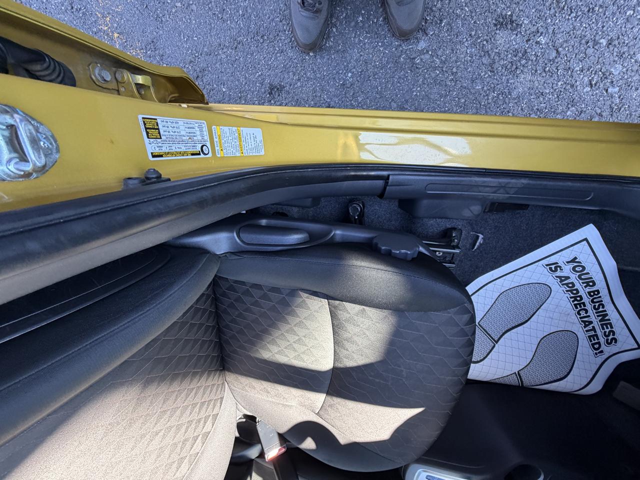 Mitsubishi Mirage ES CVT 2024