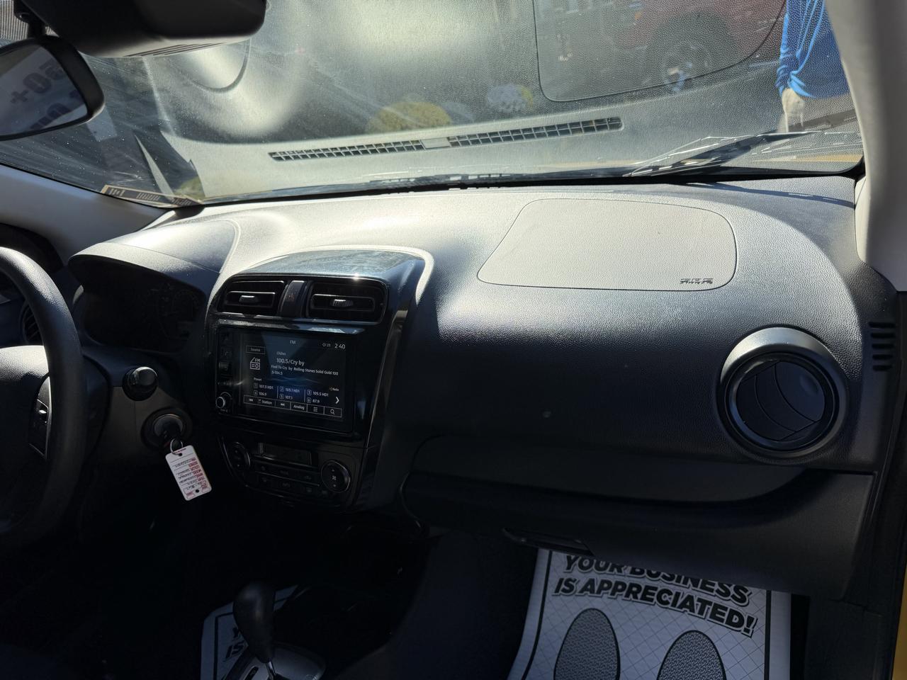Mitsubishi Mirage ES CVT 2024