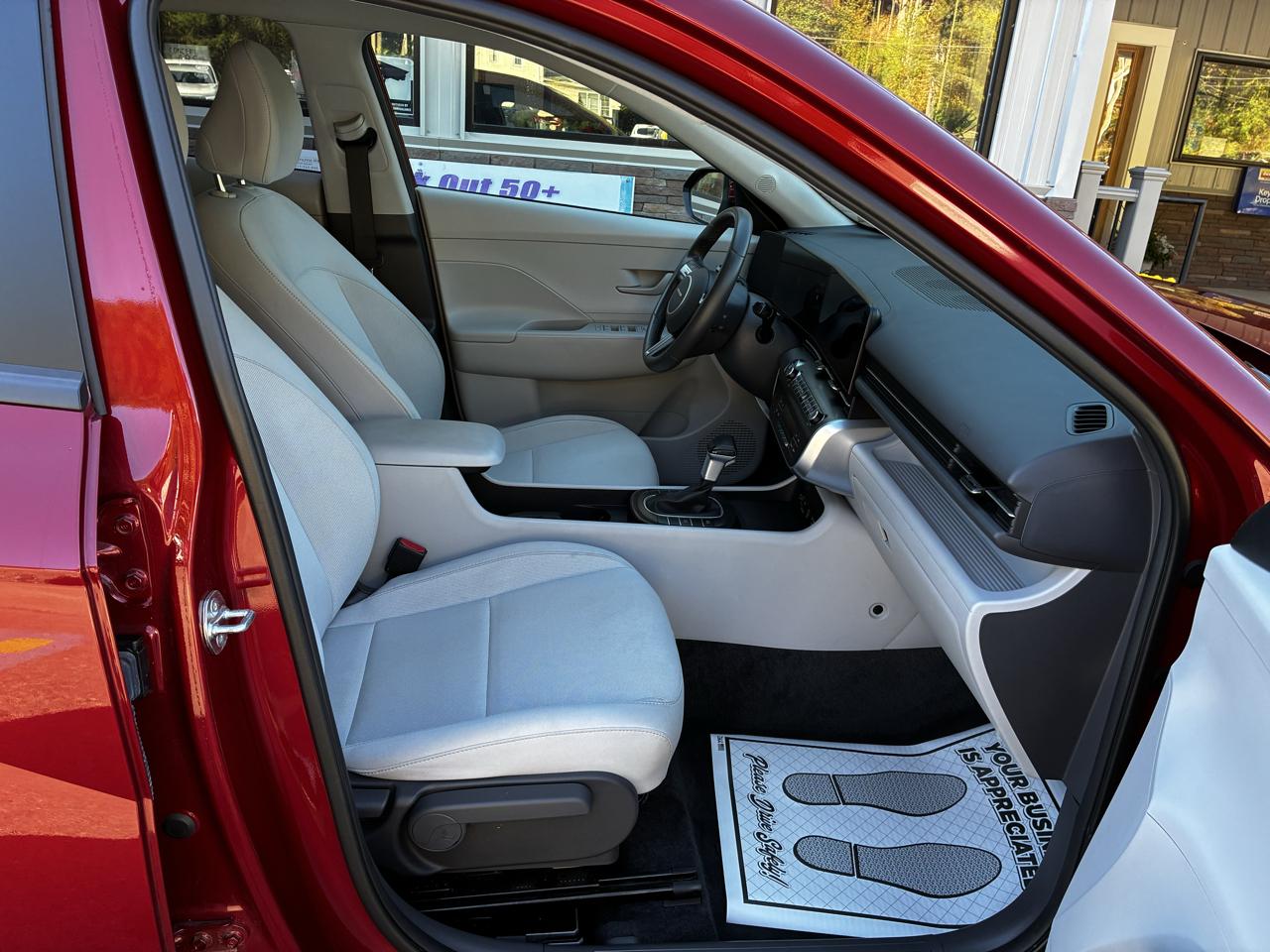 Hyundai Kona SEL AWD 2025