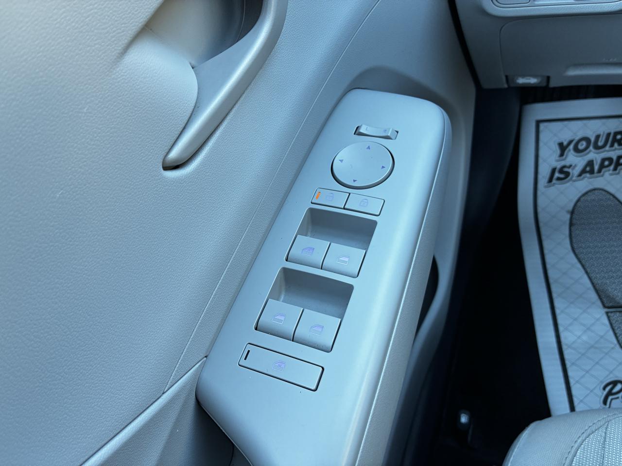 Hyundai Kona SEL AWD 2025