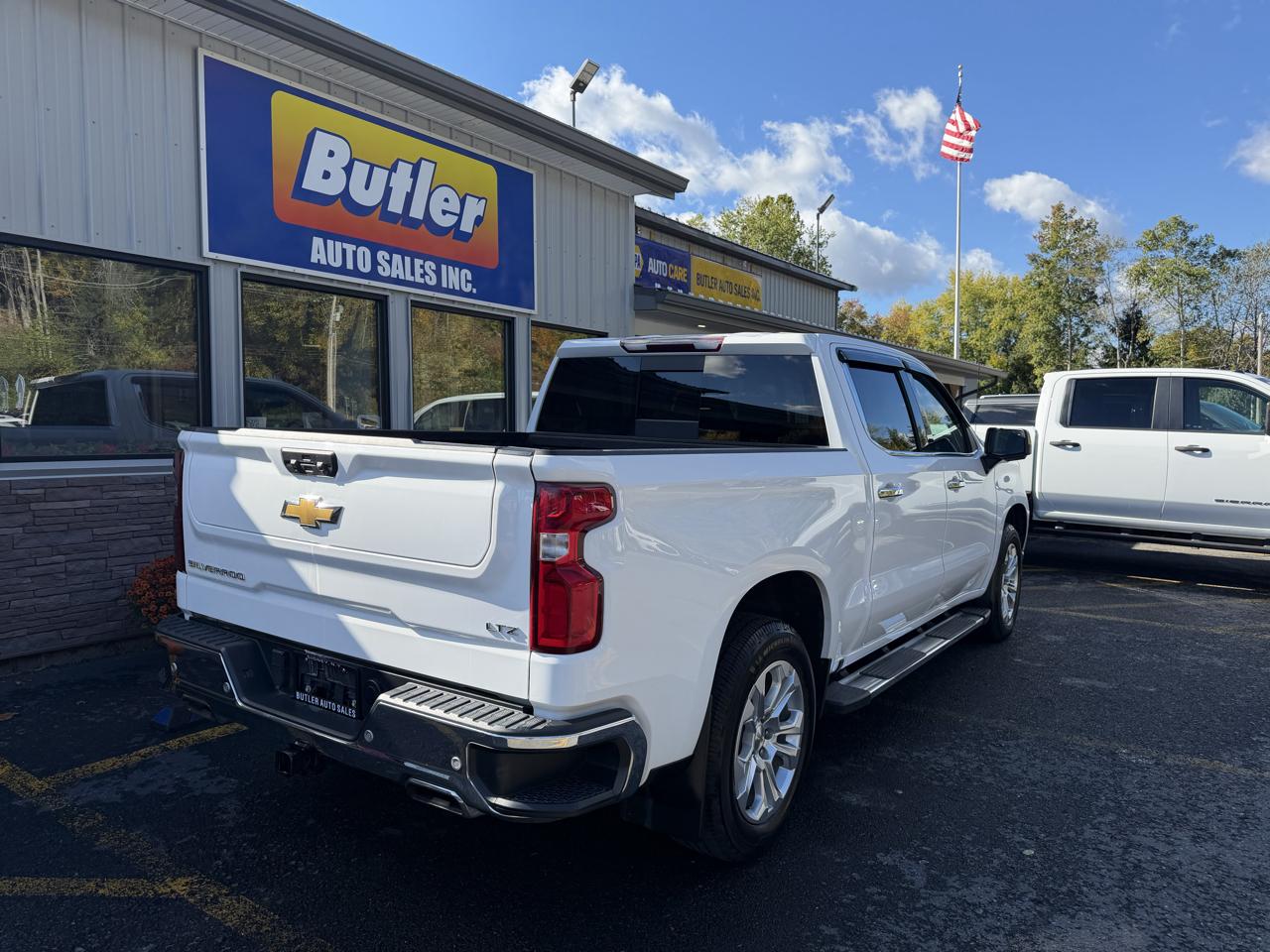 Chevrolet Silverado 1500 LTZ Crew Cab 4WD 2024