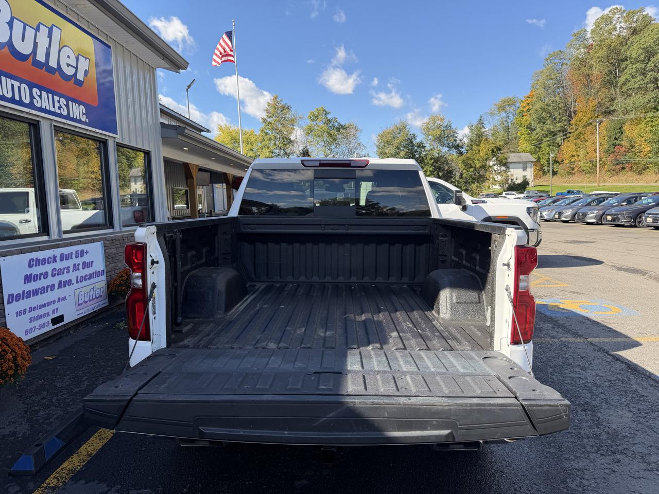 Chevrolet Silverado 1500 LTZ Crew Cab 4WD 2024
