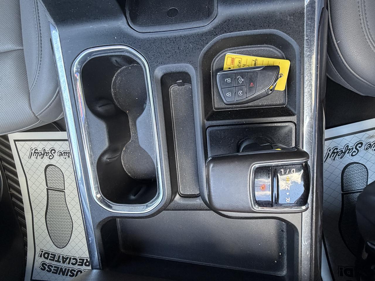 Chevrolet Silverado 1500 LTZ Crew Cab 4WD 2024