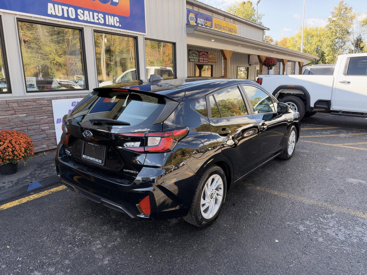 Subaru Impreza Base 5-Door 2024
