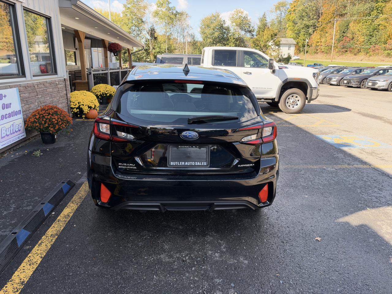 Subaru Impreza Base 5-Door 2024