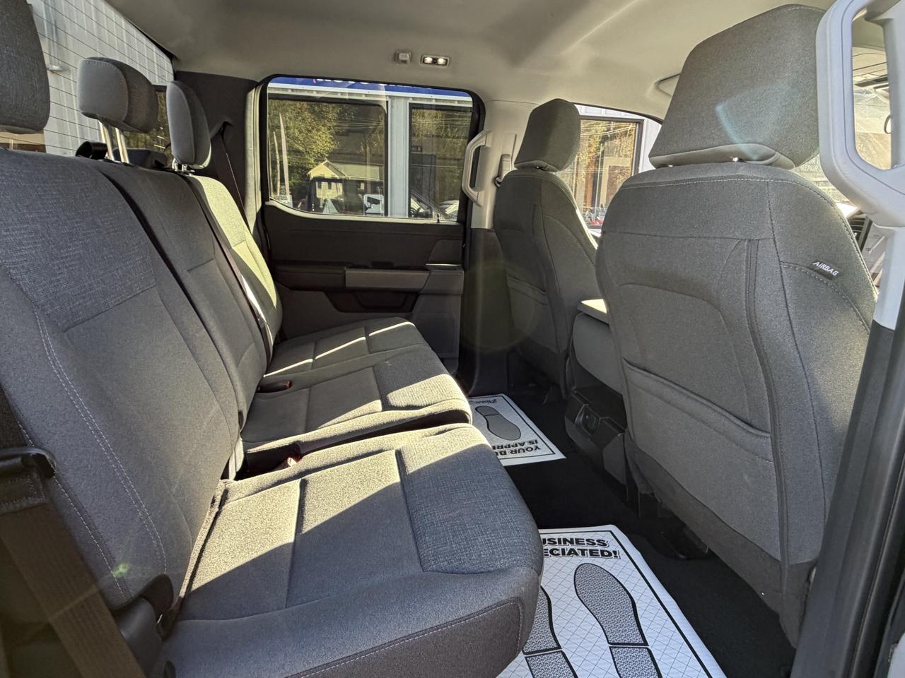 Ford F-150 XLT SuperCrew 4WD 2025