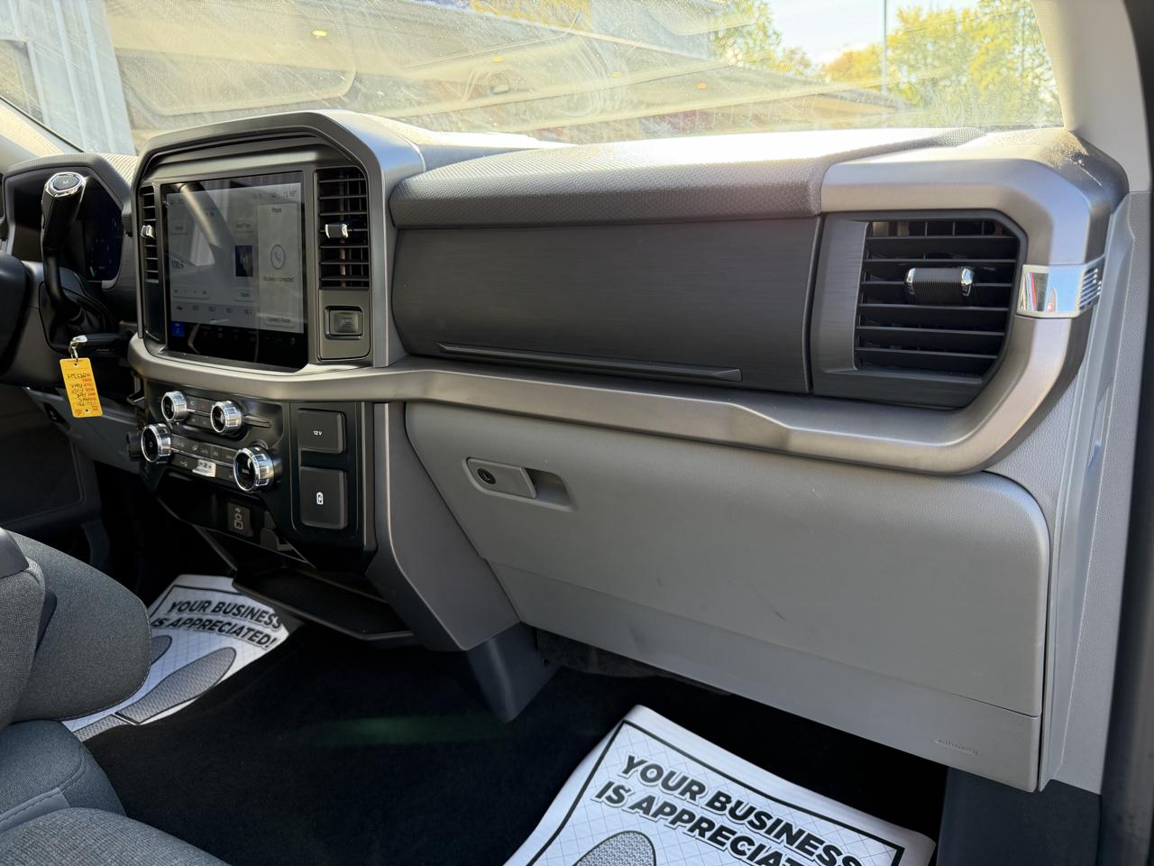 Ford F-150 XLT SuperCrew 4WD 2025