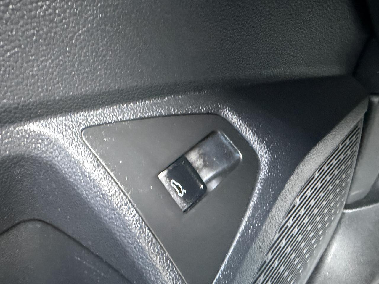 Volkswagen Jetta SE 2025