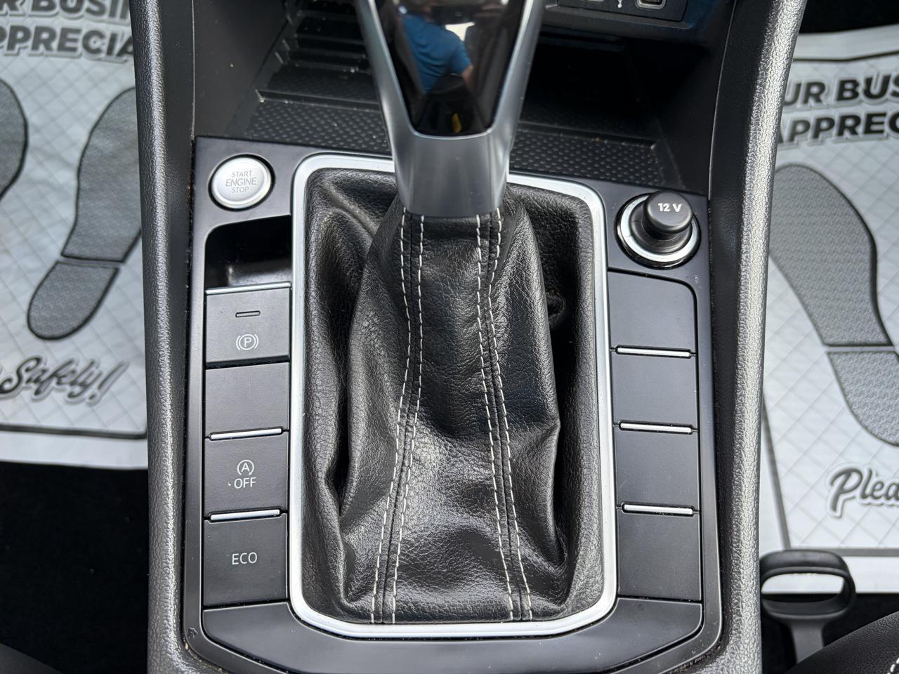 Volkswagen Jetta SE 2025
