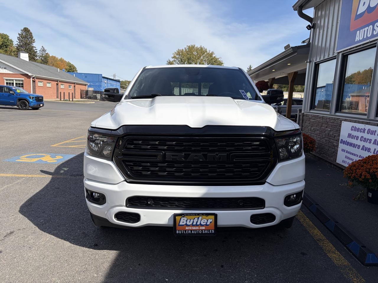 RAM 1500 Big Horn Crew Cab SWB 4WD 2023