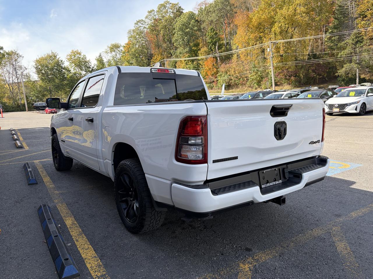 RAM 1500 Big Horn Crew Cab SWB 4WD 2023
