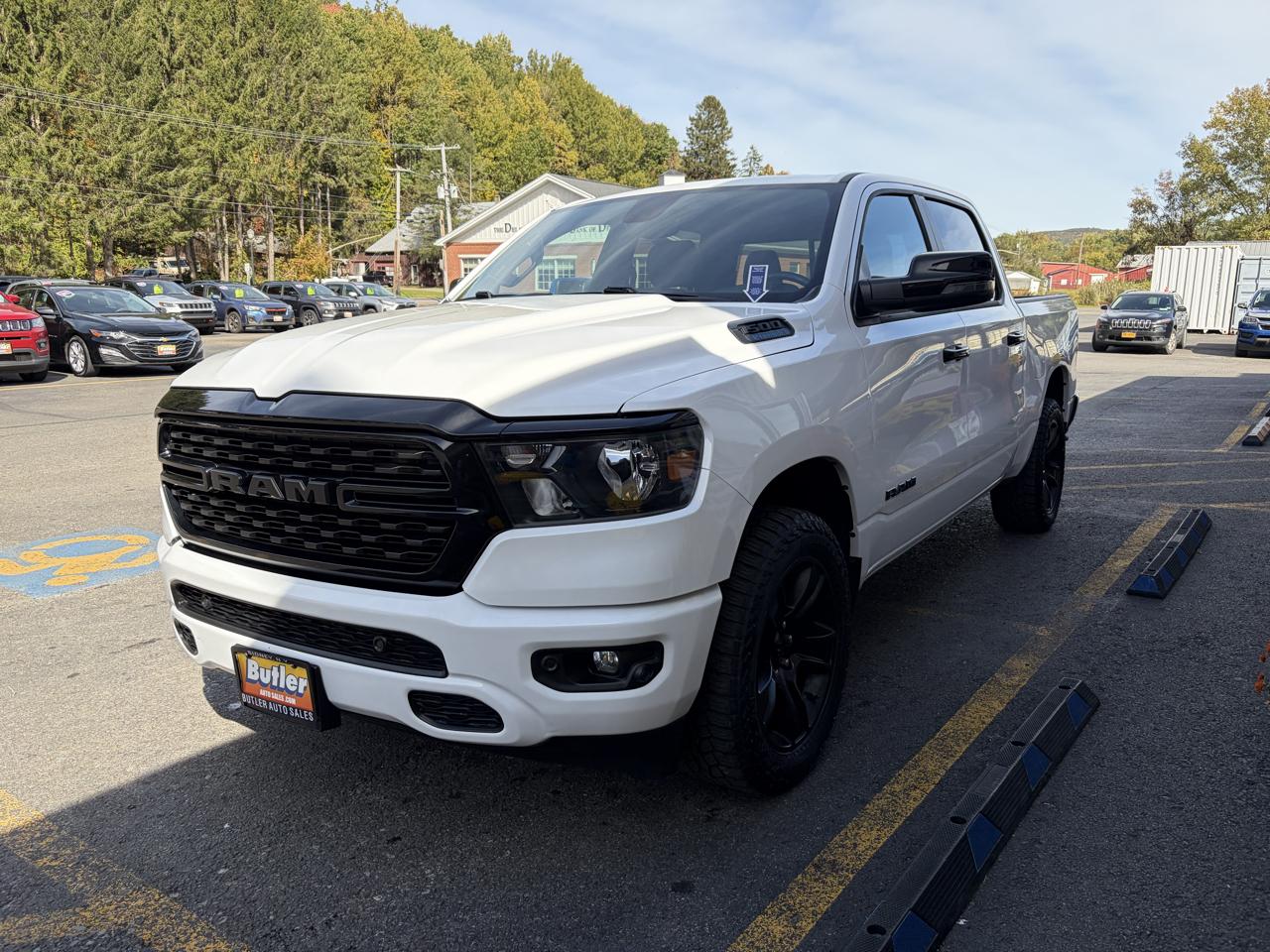 RAM 1500 Big Horn Crew Cab SWB 4WD 2023