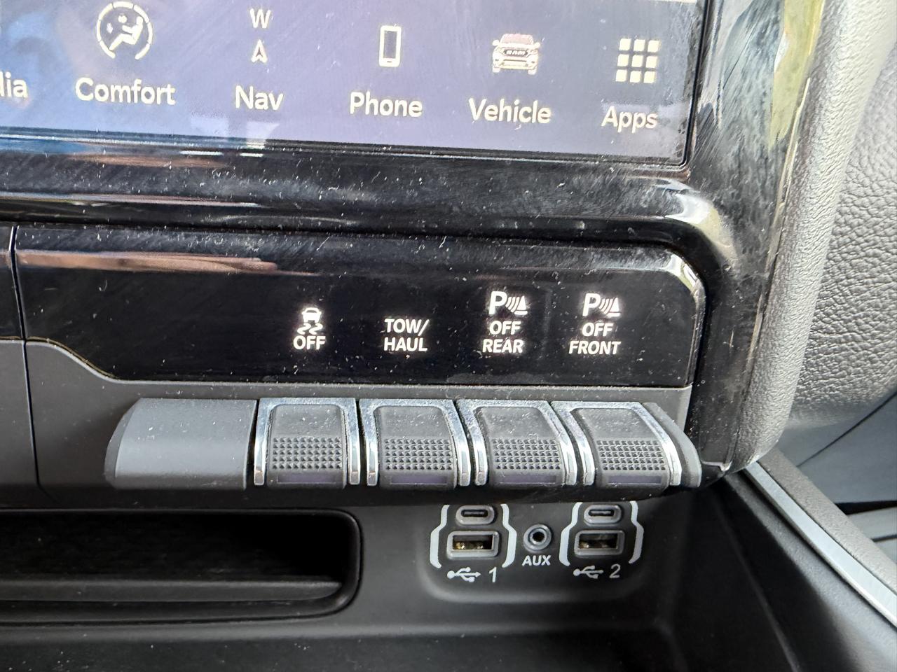 RAM 1500 Big Horn Crew Cab SWB 4WD 2023