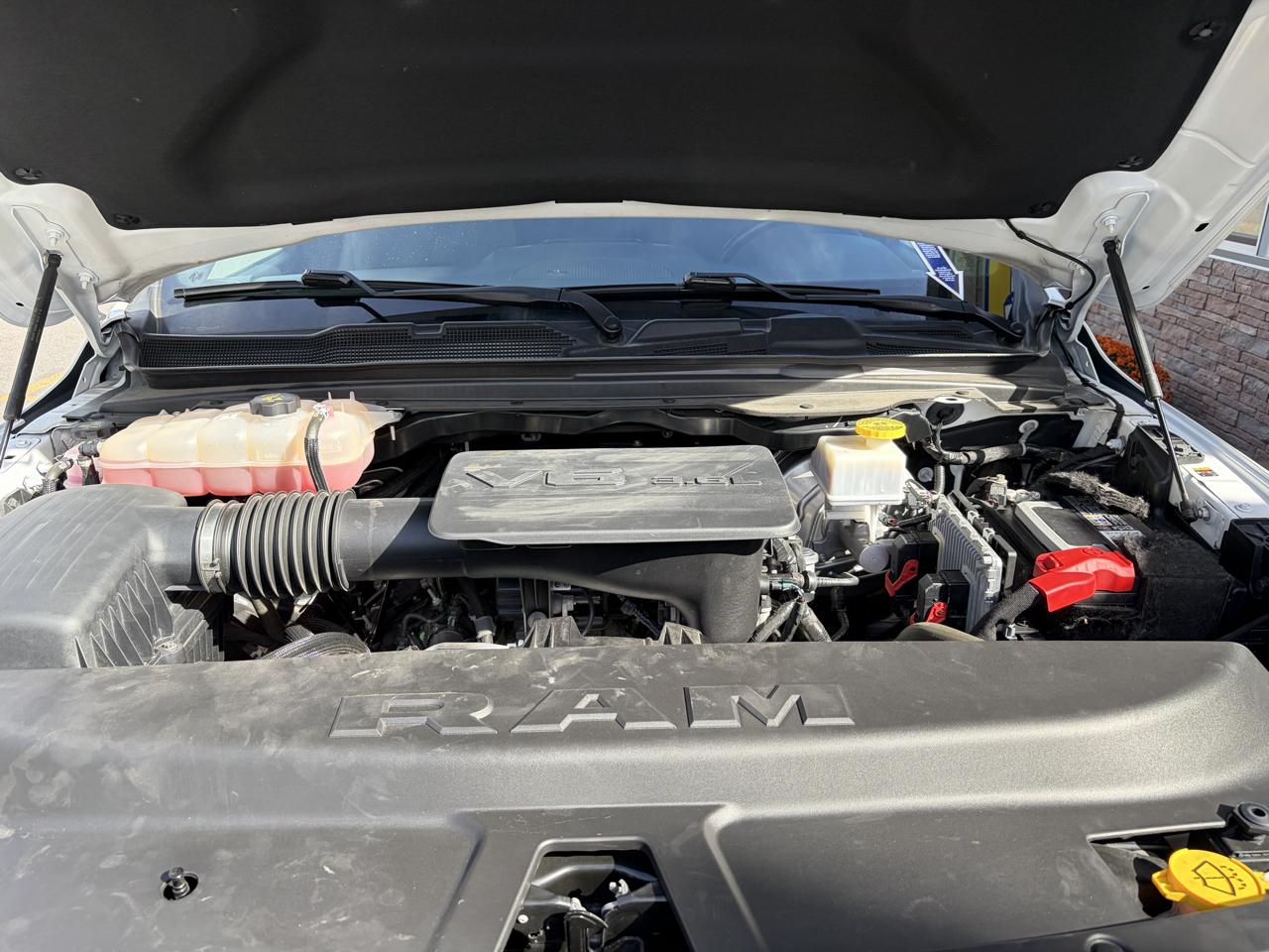 RAM 1500 Big Horn Crew Cab SWB 4WD 2023