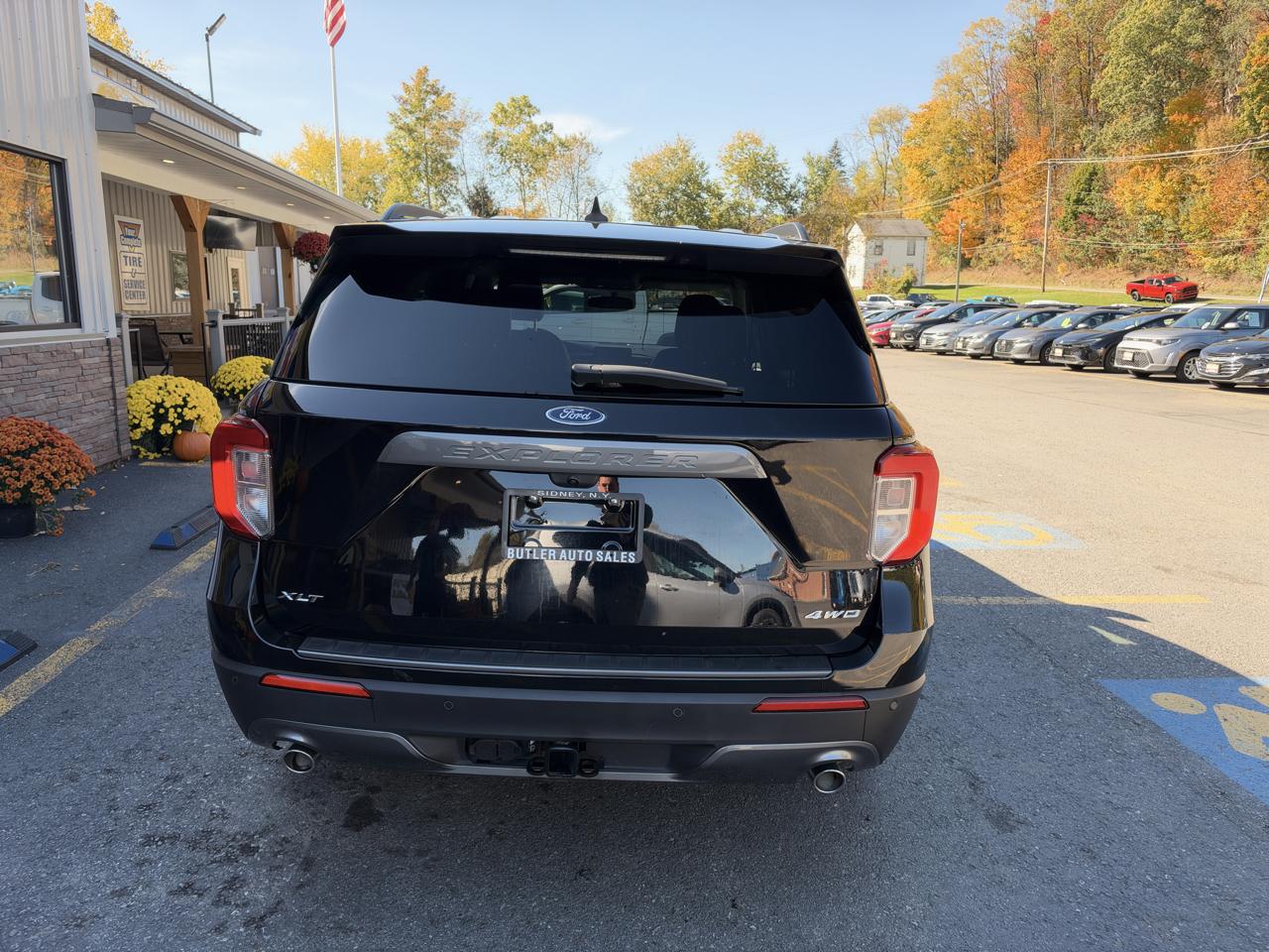 Ford Explorer XLT AWD 2023