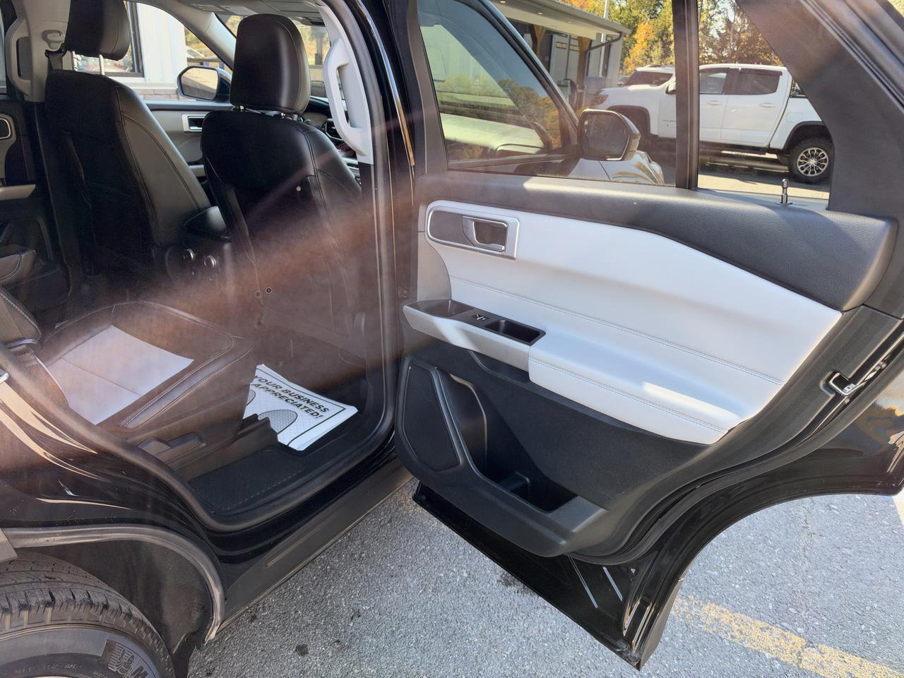 Ford Explorer XLT AWD 2023