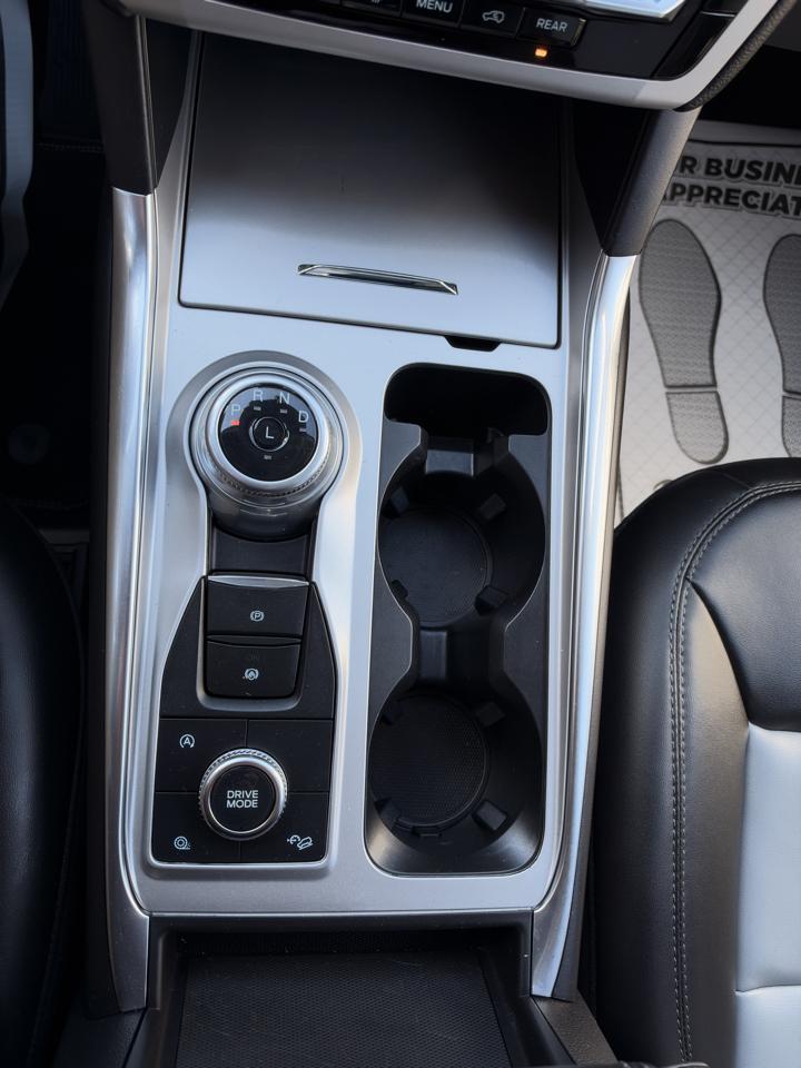 Ford Explorer XLT AWD 2023