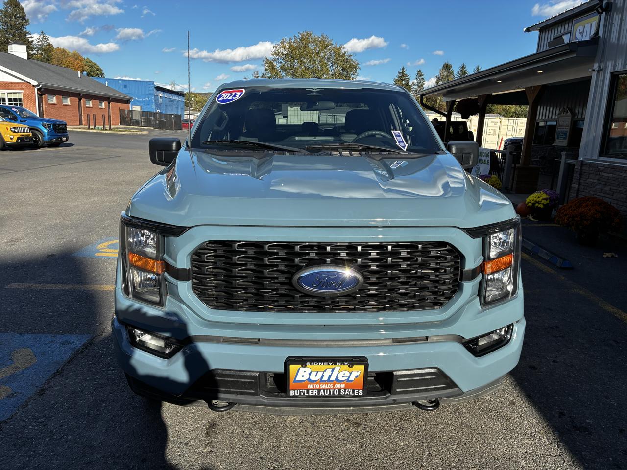 Ford F-150 XL SuperCab 6.5-ft. Bed 4WD 2023