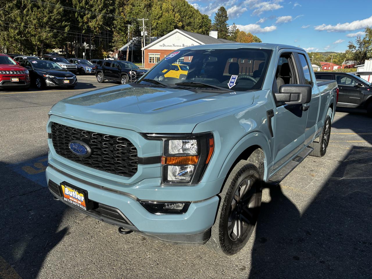 Ford F-150 XL SuperCab 6.5-ft. Bed 4WD 2023