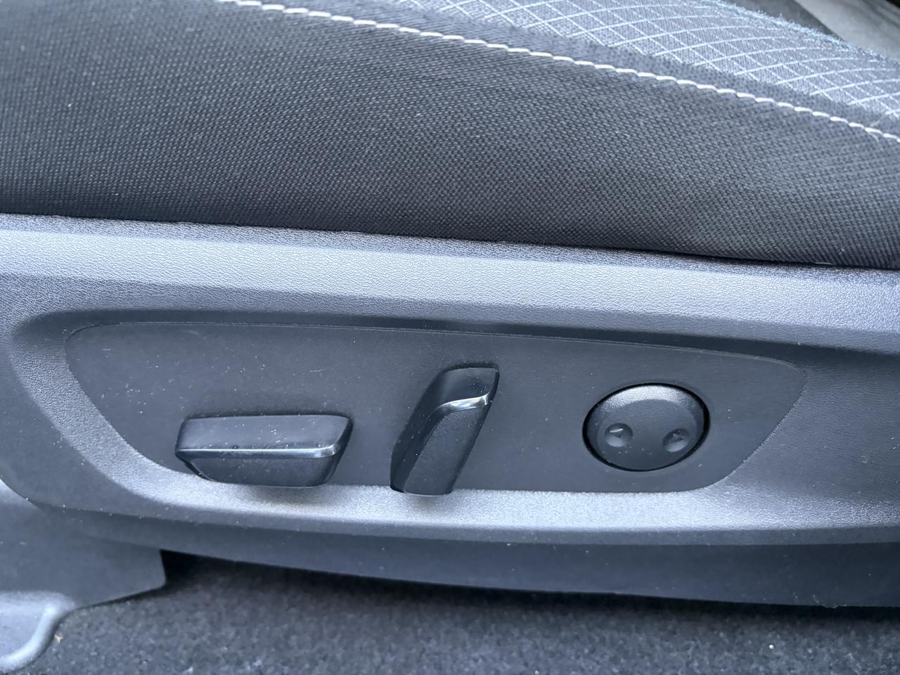 Nissan Pathfinder SV 4WD 2026