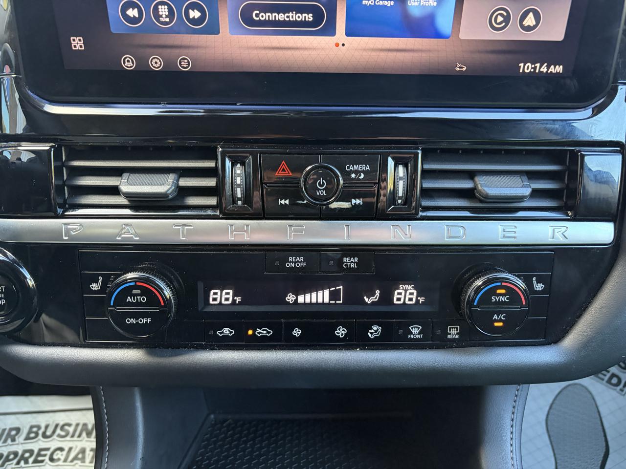 Nissan Pathfinder SV 4WD 2026