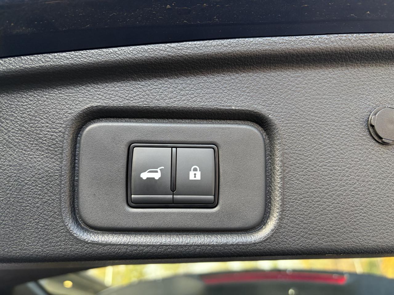 Nissan Pathfinder SV 4WD 2026