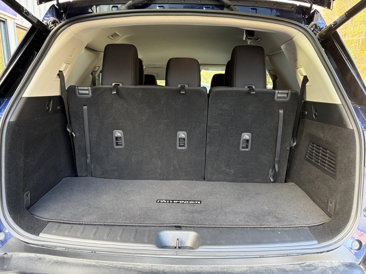 Nissan Pathfinder SV 4WD 2026